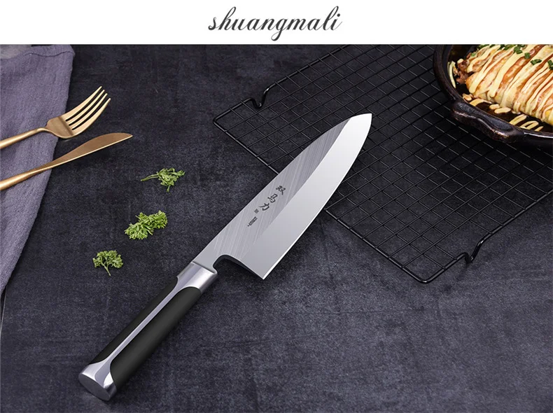 Title 7, Faca japonesa para sushi de salmão