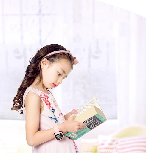 Title 4, 360 Childrens Phone Watch with GPS, calls, SOS...