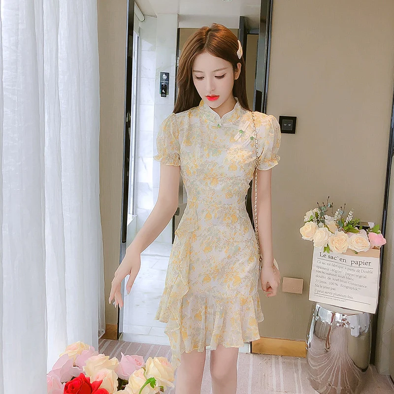 Vestido Cheongsam de chiffon com bordado, estilo verão, pequeno e charmoso. Design com emendas, ideal para um visual elegante e fresco no verão. — foto 1