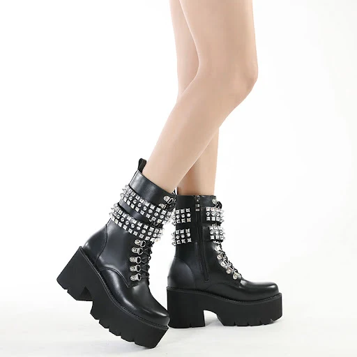 Title 7, Botas femininas góticas com rebites, cano médio...