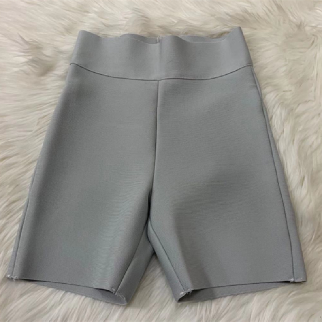 Title 5, Bandage Shorts Weiß Schwarz Grau Figurformende ...