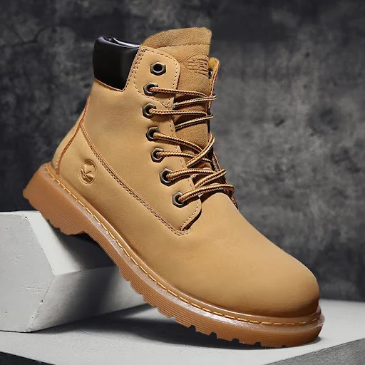 Title 3, Black Autumn and Winter High-top Martin Boots w...