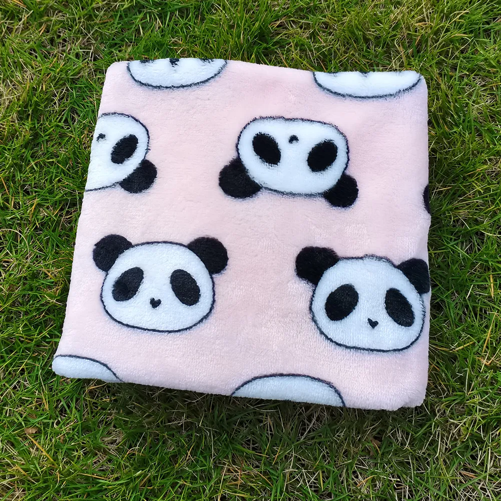 Title 1, Thick Warm Coral Fleece Cat Kennel Blanket, pro...