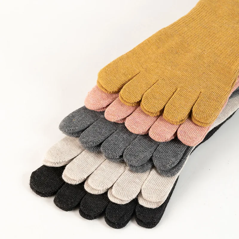 Title 8, Sweat Absorbing Japanese Solid Five Toe Socks