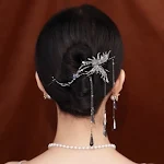 Tiara Delicada com Clip para Cabelo Acessório Elegante e Fácil de Usar. Ideal para Festas, Casamentos e um Toque de Sofisticação. — foto 7