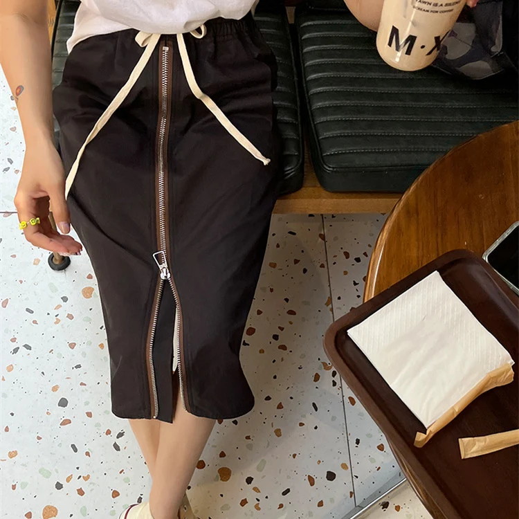 Saia feminina com zíper, emagrecimento, comprimento médio, reta, para um visual elegante e modelador, perfeita para diversas ocasiões. — foto 2
