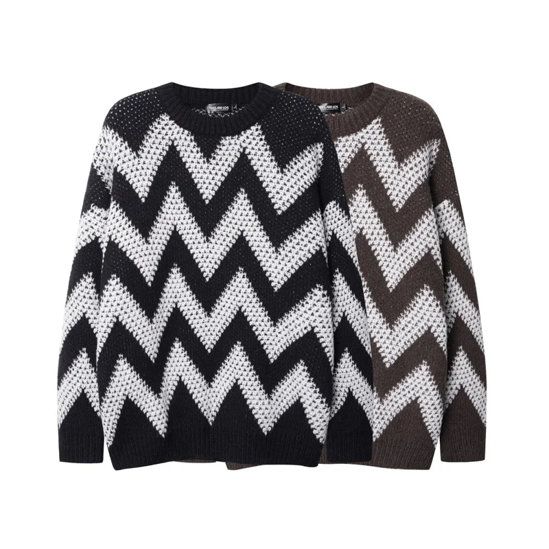 Retro Diamond Plaid Contrast Color Wave Striped Sweater. Comfortable and stylish, this vintage-inspired sweater offers a — photo 12
