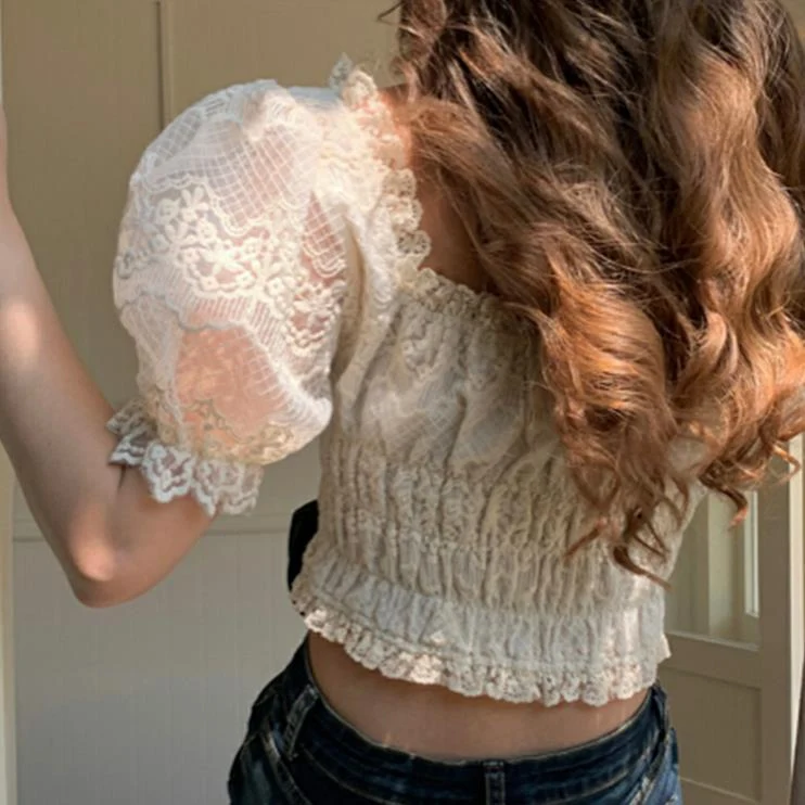 Women's Puff Sleeve White Lace Waist Trimming Short Top, creates a flattering silhouette, perfect for any stylish occasi — photo 2