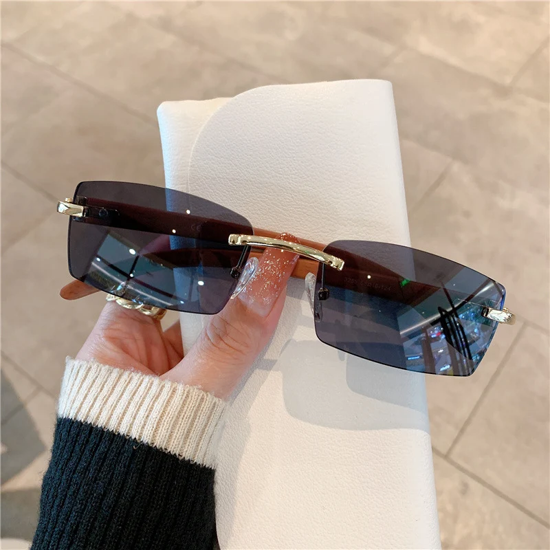 product image - 17