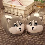 Bolsa doméstica com pantufas de pelúcia de algodão fofas. Conforto e aconchego para relaxar em casa. Perfeita para o dia a dia. — foto 21