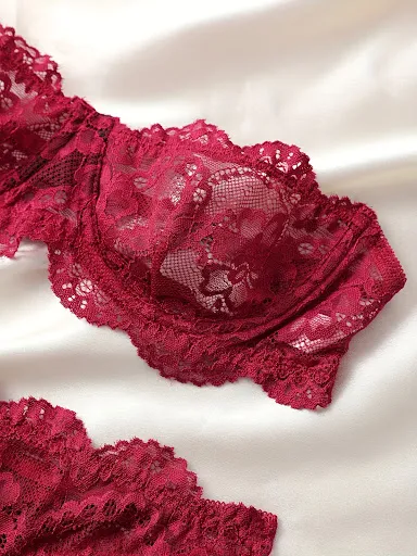 Title 2, Womens Lace Flowers Print Underwear Suit