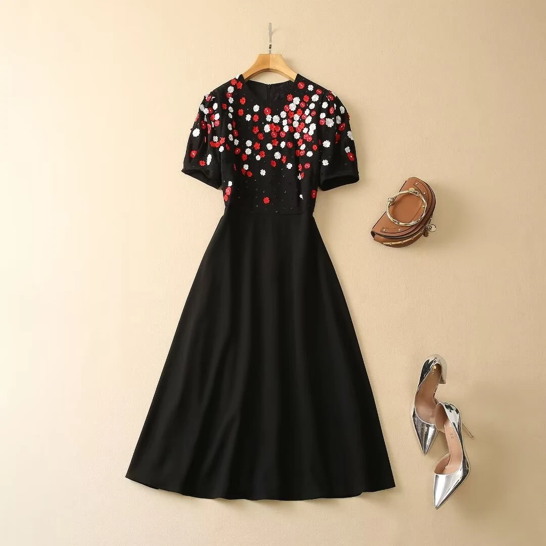 French Suit Black Pleated Short Sleeve Exquisite Embroidered Flowers Sequins Dress — photo 1