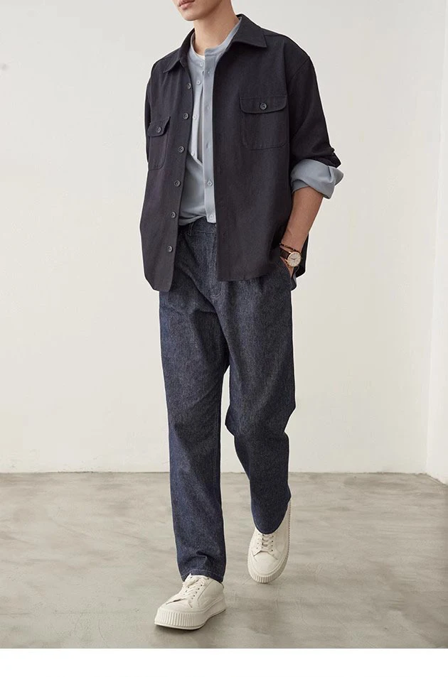 Title 5, Cotton fabric lapel shirt with a simple profile...