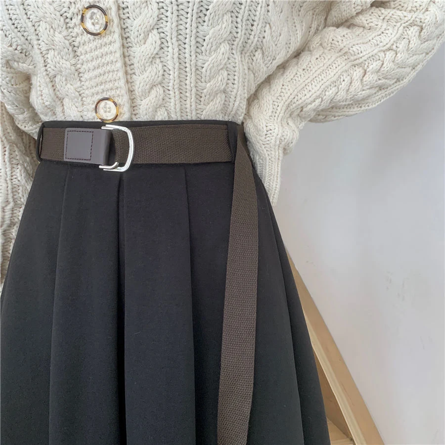 Saia retrô cintura alta de comprimento médio, estilo vintage e elegante, realça a silhueta, confortável para o dia a dia, perfeita para diversas ocasiões. — foto 1