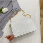 Bolsa Mensageiro Fashion, Casual e Versátil para Todas as Ocasiões. Design Trendy para um Visual Impecável. Perfeita para o Dia a Dia e Combinações. — foto 1