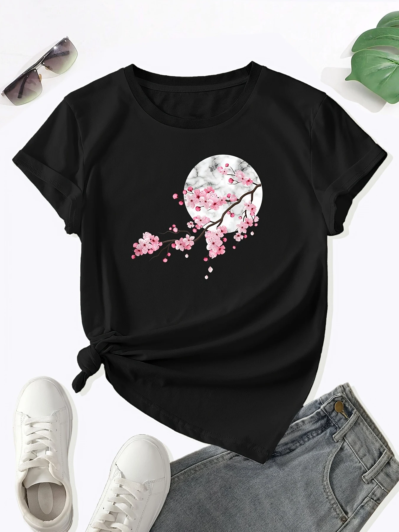 Nova camiseta feminina estampada com gola redonda — foto 1
