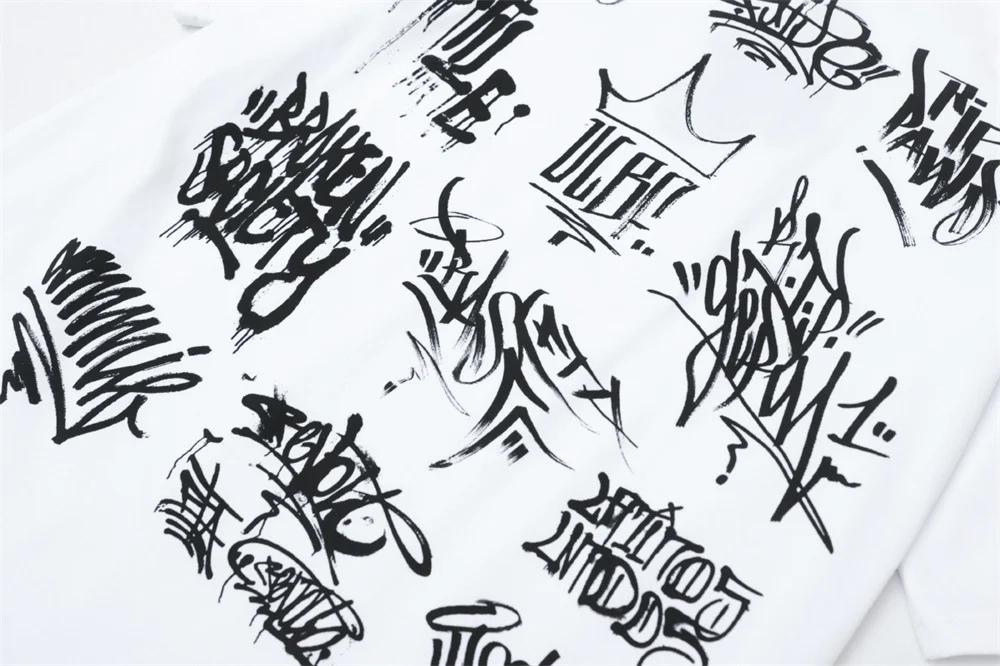 Graffiti printed short-sleeved T-shirt for urban style and self-expression. A comfortable and trendy tee for everyday we — photo 20