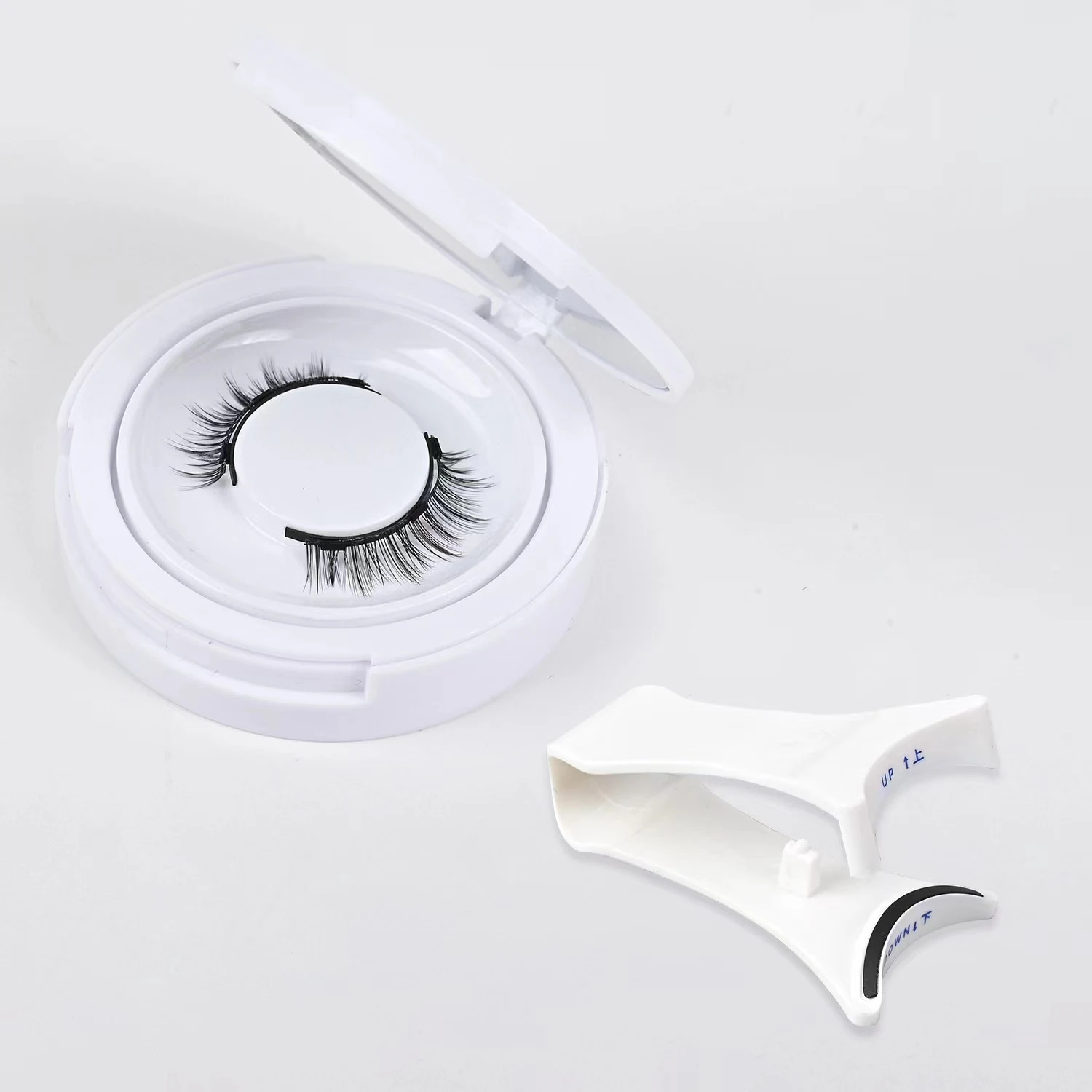 Glue-free Magnetic Eyelashes for Easy Application. Ready to Use with Strong Magnetic Suction, Simple Operation, and a Se — photo 9