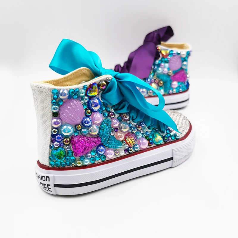 Scarpe di tela per bambini sirena, sportive alte, comode e alla moda, perfette per attività sportive e gioco, garantendo stile e libertà di movimento. — foto 4