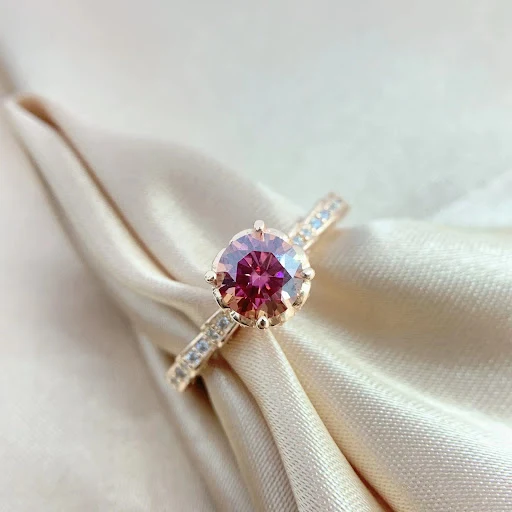 Title 2, Anel de diamante Mosonite Champagne Gold, ideal...