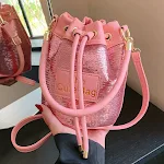 Bolsa Transversal Mãe e Filha Charmosa e Funcional Ideal para o Dia a Dia Design Compartilhado Espaçosa e Prática Perfeita para Passeios — foto 12