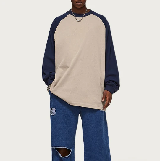 Camiseta manga longa Nova camisa inferior Top. Ideal para usar por baixo ou sozinha. Conforto e estilo em uma peça versátil. — foto 4