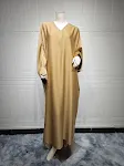 Vestido feminino de moda com mangas morcego estilo robe. Confortável e elegante para diversas ocasiões. Ideal para um visual moderno e sofisticado. — foto 31