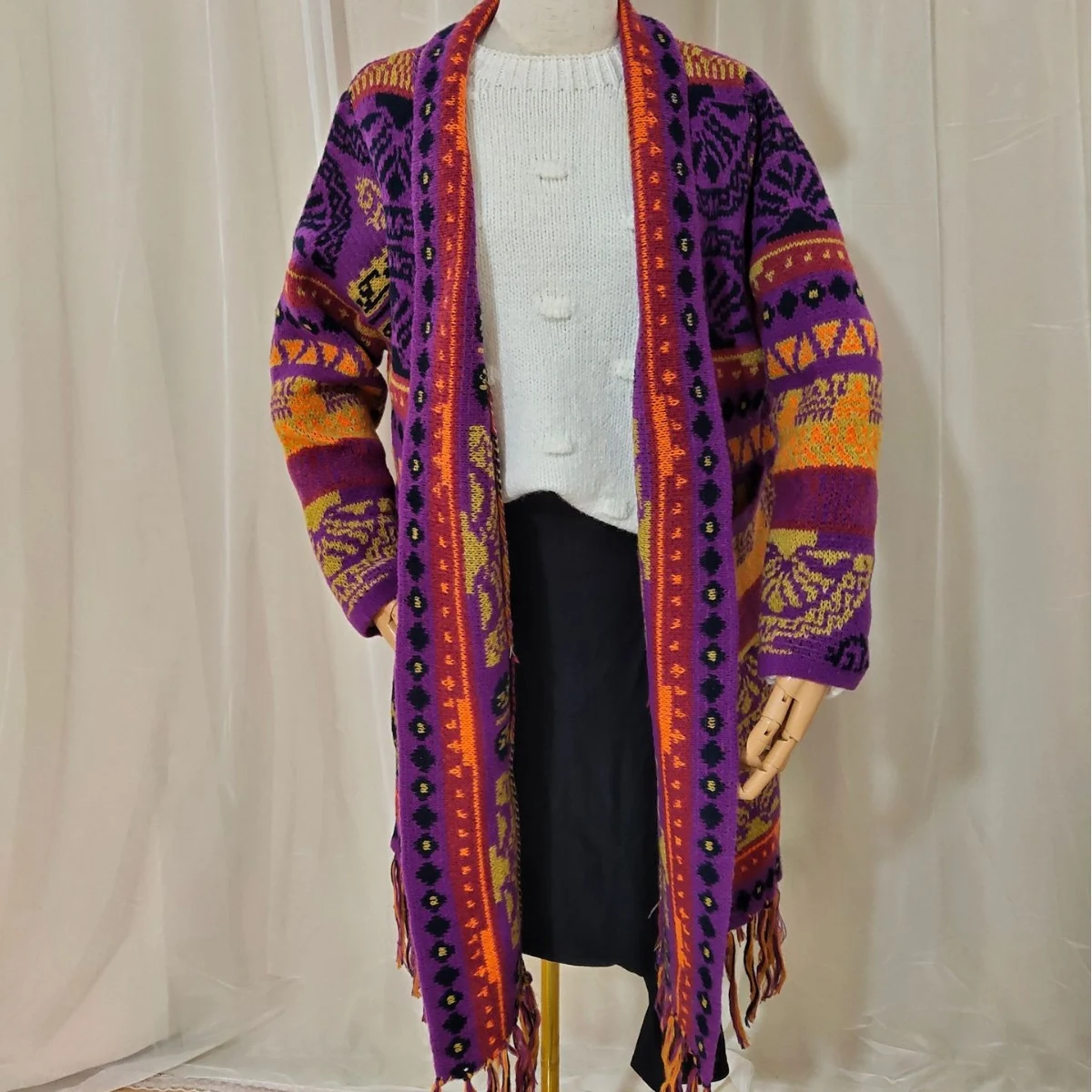 Autumn and Winter Women's Loose Wool Cardigan in Retro Ethnic Jacquard Style, European and American Design, a comfortabl — photo 4