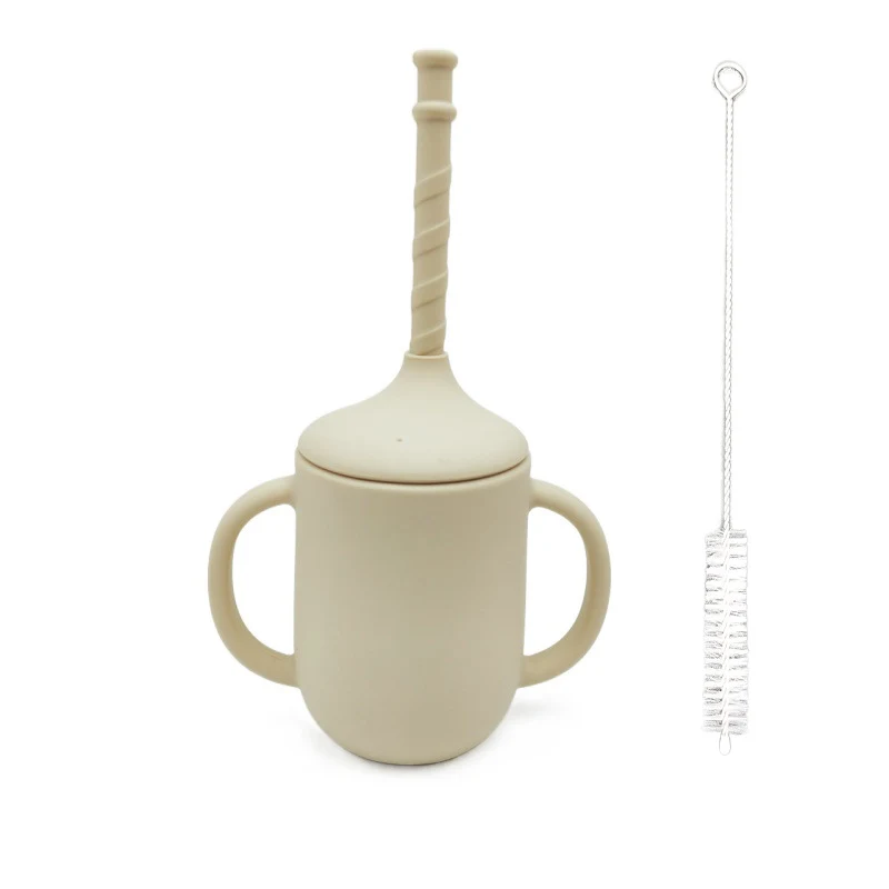Copo de silicone para bebê com canudo à prova de vazamentos e quedas. Perfeito para bebês, prático e seguro. — foto 6