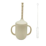 Copo de silicone para bebê com canudo à prova de vazamentos e quedas. Perfeito para bebês, prático e seguro. — foto 6