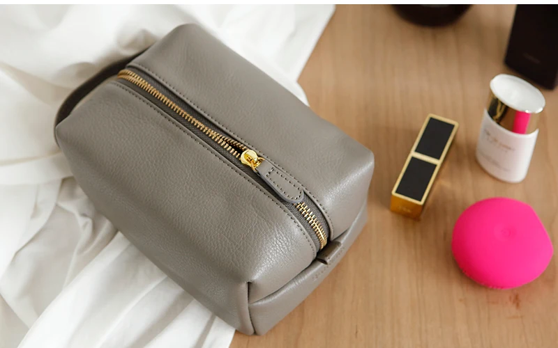 Title 32, Necessaire de viagem portátil em couro bovino d...