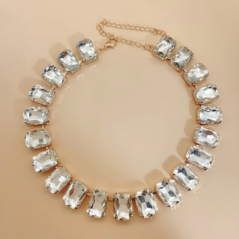 Colar retangular quadrado com strass de cores mistas, moda europeia e americana, perfeito para adicionar brilho e estilo ao seu visual. — foto 3