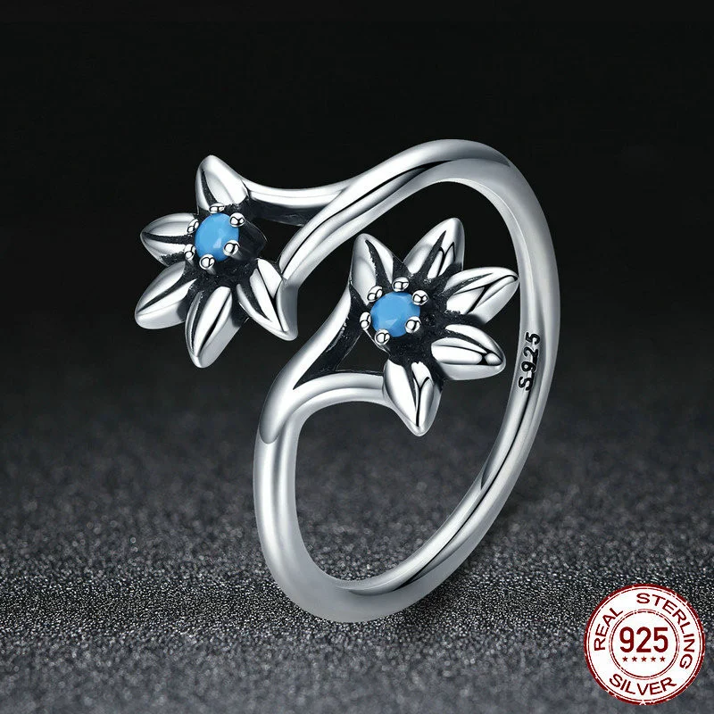 Anel feminino de zircônia, elegante e charmoso. Adicione brilho ao seu visual com este anel deslumbrante, ideal para qualquer ocasião. — foto 5