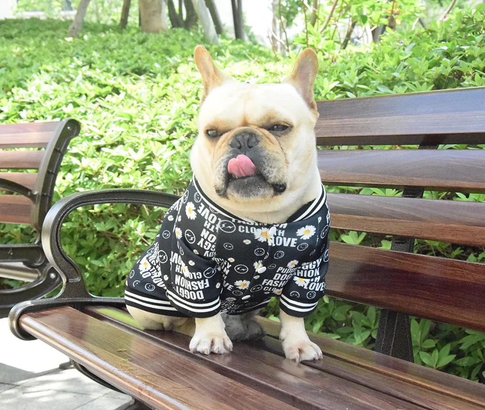 Title 7, Hunde-T-Shirt im Promi-Stil mit Daisy-Muster, m...