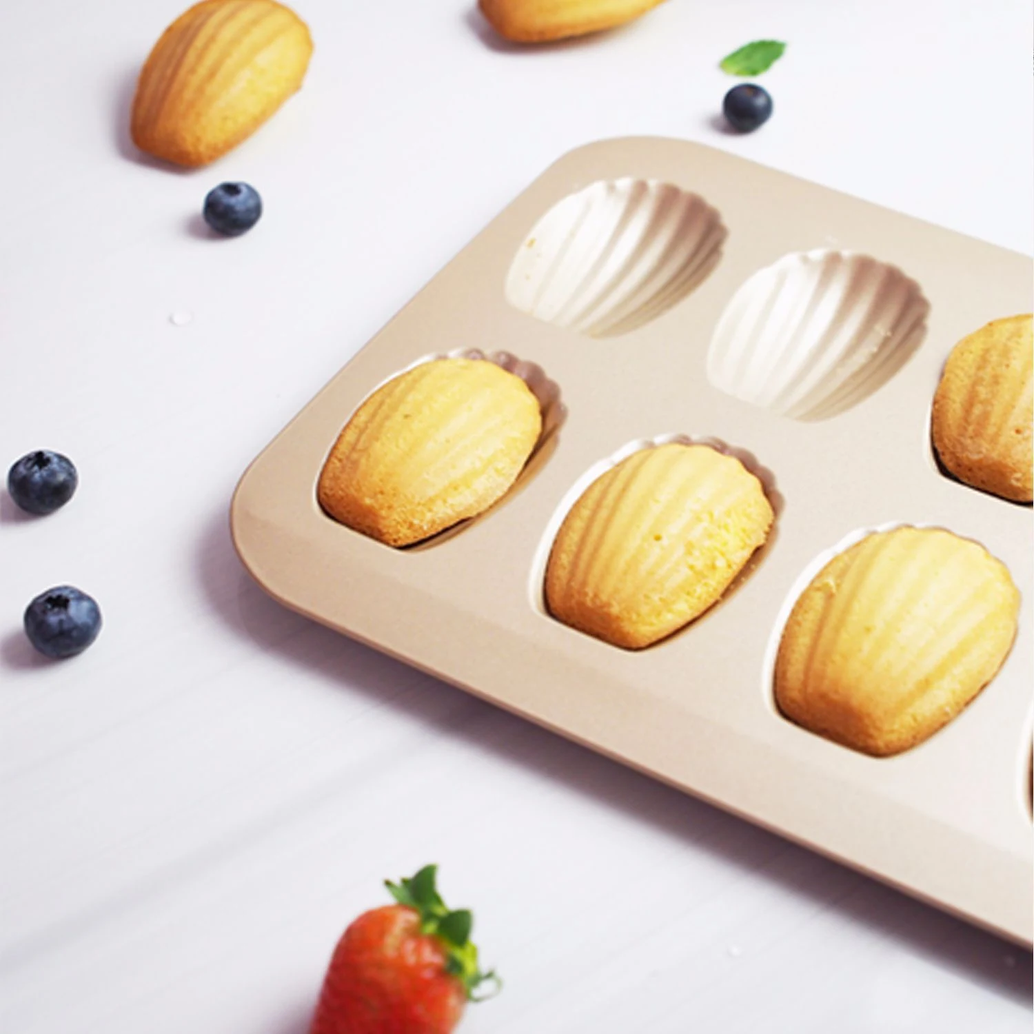 Title 3, Stampo per dolci con rivestimento spesso antiad...