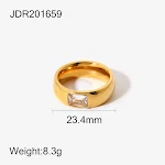 Anel Quadrado de Aço Inoxidável 18K Banhado a Ouro com Diamante de Quartzo Transparente e Incolor - Joia Elegante e Sofisticada. — foto 4