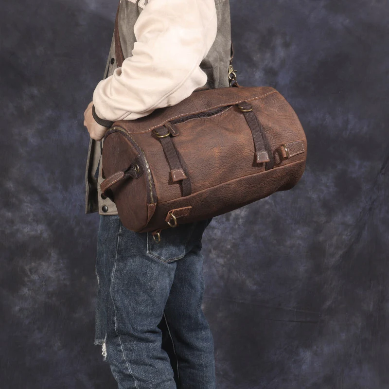 Mochila masculina de couro Crazy Horse genuíno, grande capacidade, ideal para viagens e trabalho, resistente e com estilo único. — foto 3