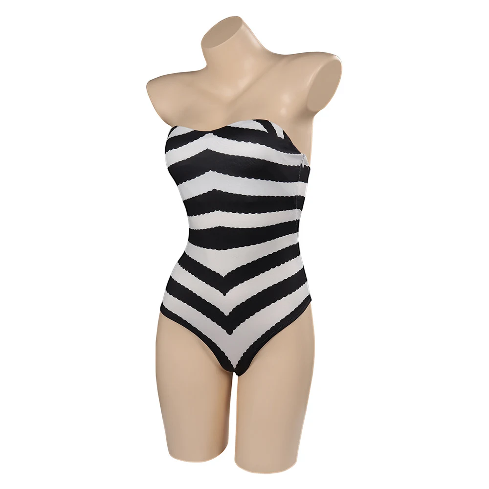 Traje de banho listrado preto e branco básico. Conforto e estilo para seus dias de sol na praia ou piscina. Design atemporal e versátil. — foto 5