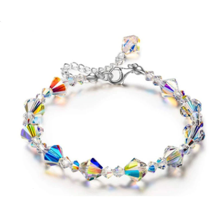 Pulseira quadrada europeia e americana de cristal, um acessório feminino elegante e brilhante. Perfeita para adicionar um toque de glamour ao seu visual. — foto 7