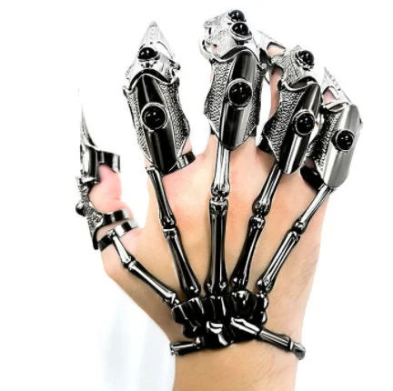 Luvas Harajuku Black Technology com anel de armadura ajustável. Proteção e estilo para suas mãos. Perfeitas para uso diário e cosplay. — foto 2