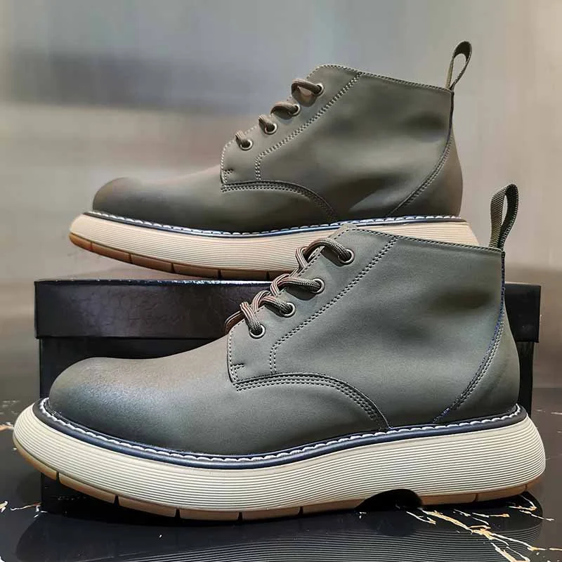 Sapatos de couro de vaca de cano alto com bico redondo. Conforto e estilo para seu dia a dia. Durabilidade e design atemporal. Compre já! — foto 6