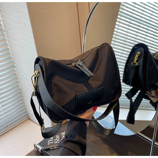 Title 4, Large capacity new fashionable and versatile si...