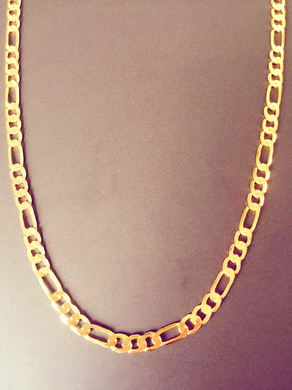 Corrente de suéter de colar Adicione um toque de sofisticação ao seu look com esta corrente elegante. Perfeita para realçar suéteres e criar um visual charmoso. — foto 3