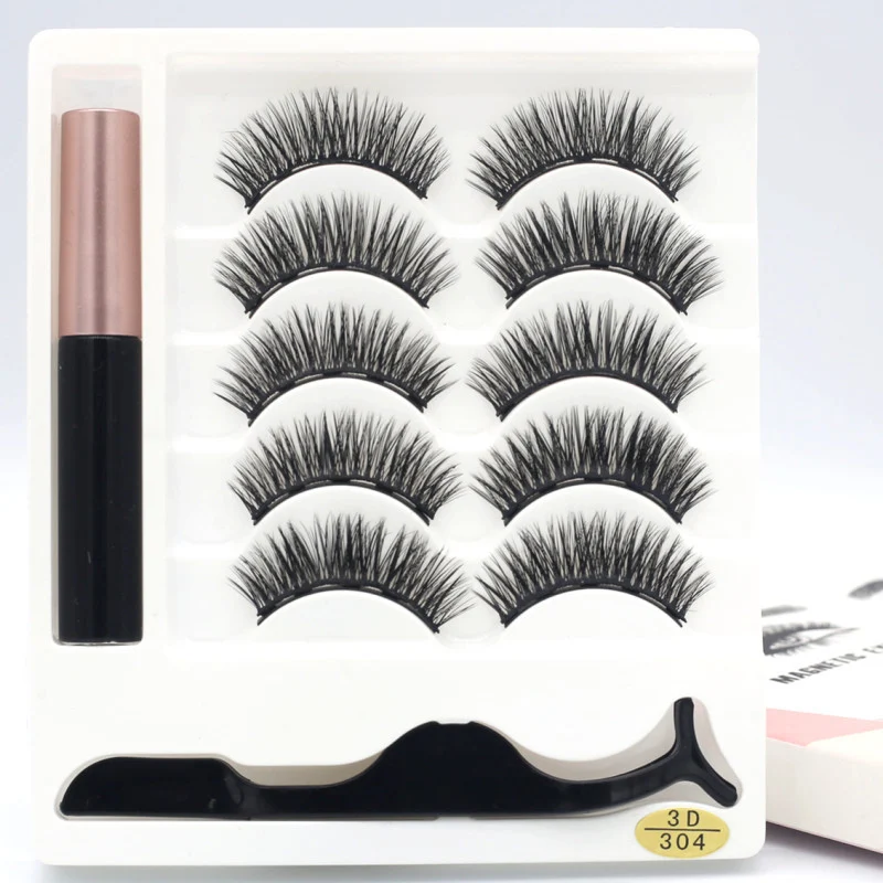 Title 11, 5 pairs of magnetic eyelashes for stunning eyes...