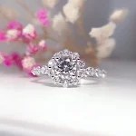 Anel feminino de moissanita em ouro 18K. Brilho deslumbrante e design elegante. A joia perfeita para mulheres. Um presente ideal para ocasiões especiais. — foto 8