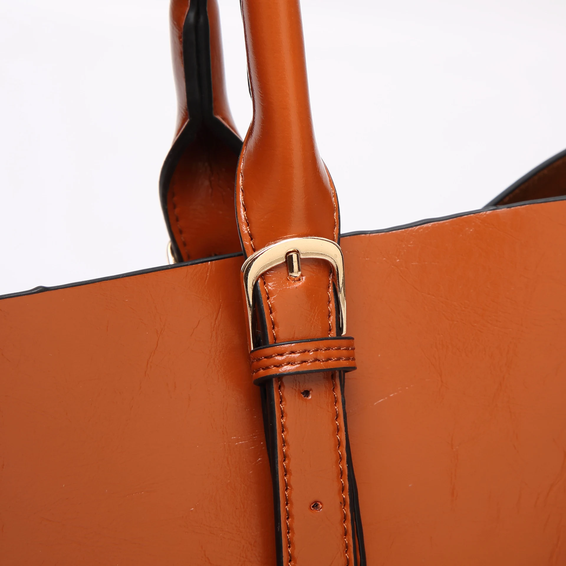 Damen Crossbody Bag Vielseitig und praktisch Perfekt für den täglichen Gebrauch Klein aber geräumig mit verstellbarem Riemen für optimalen Tragekomfort. — foto 4