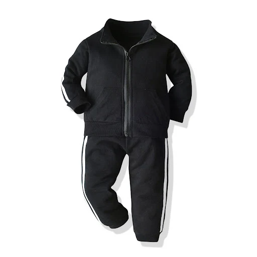 Title 5, Sportieve tweedelige outfits met twee ritsen vo...