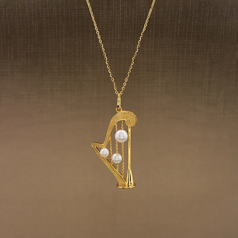 Colar retrô francês elegante e personalizado com pérolas do mar, um acessório charmoso para um visual sofisticado e único. — foto 7