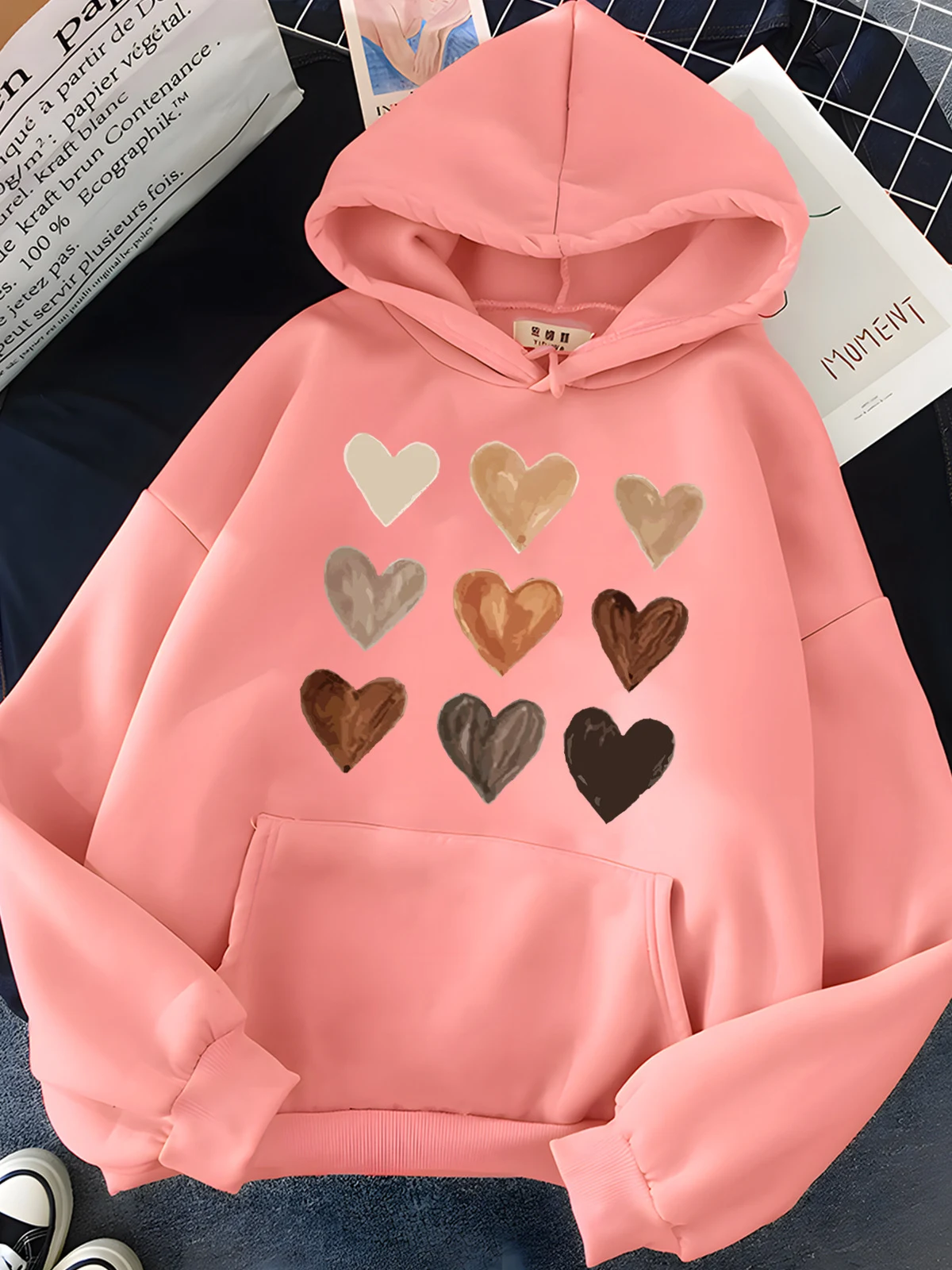 Moletom com capuz estampado com bolso canguru em formato de coração gradiente — foto 7