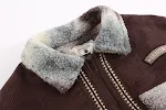 Casaco de lã de cordeiro masculino, moda e conforto. Agasalho estiloso para homens, perfeito para o inverno, aquecendo com elegância e bom gosto. — foto 12
